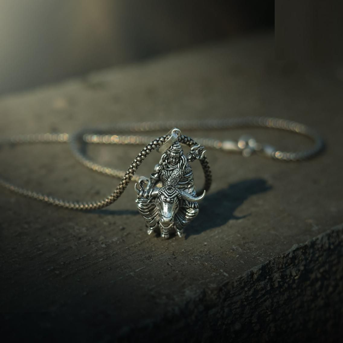 Jollity Life™ Lord Shiva with Nandi Silver Pendant Chain